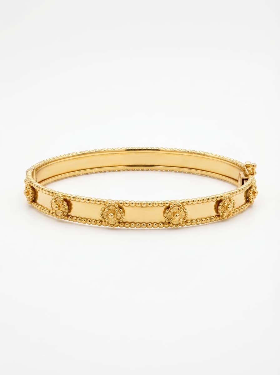 بنگل طلا زنانه مدل ونکلیف