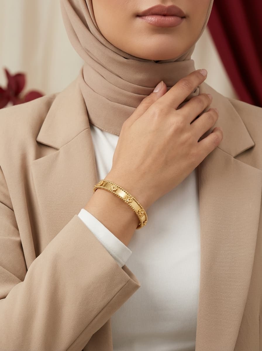 بنگل طلا زنانه مدل ونکلیف - 3